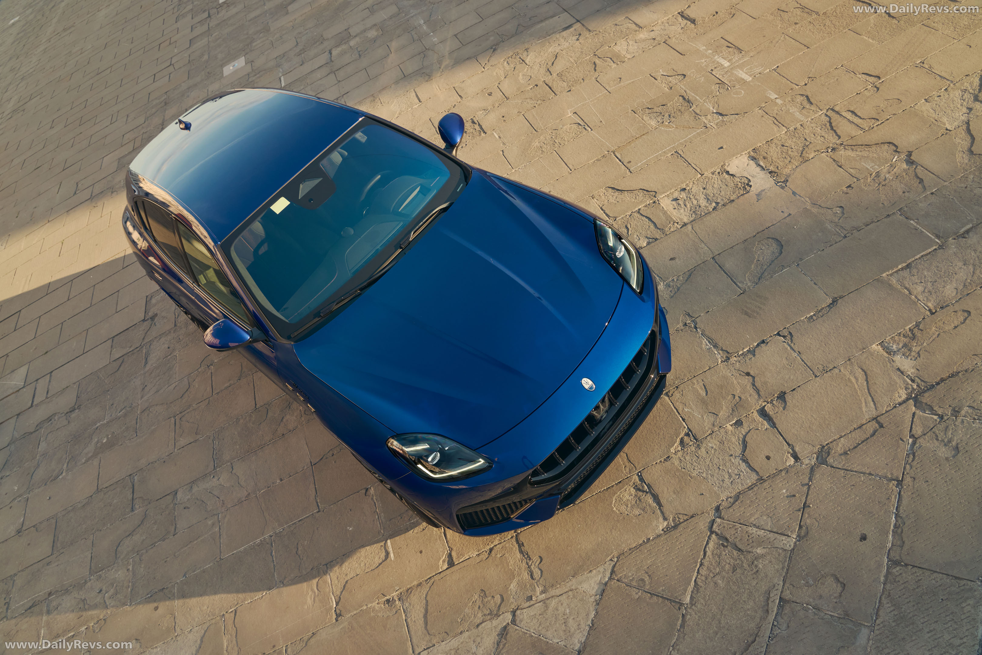 2027 Maserati Grecale Modena V6 Top View