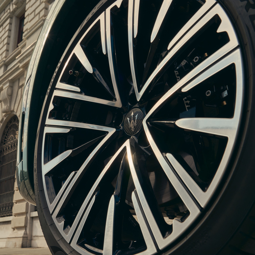 2027 Maserati Grecale Modena V6 Exterior