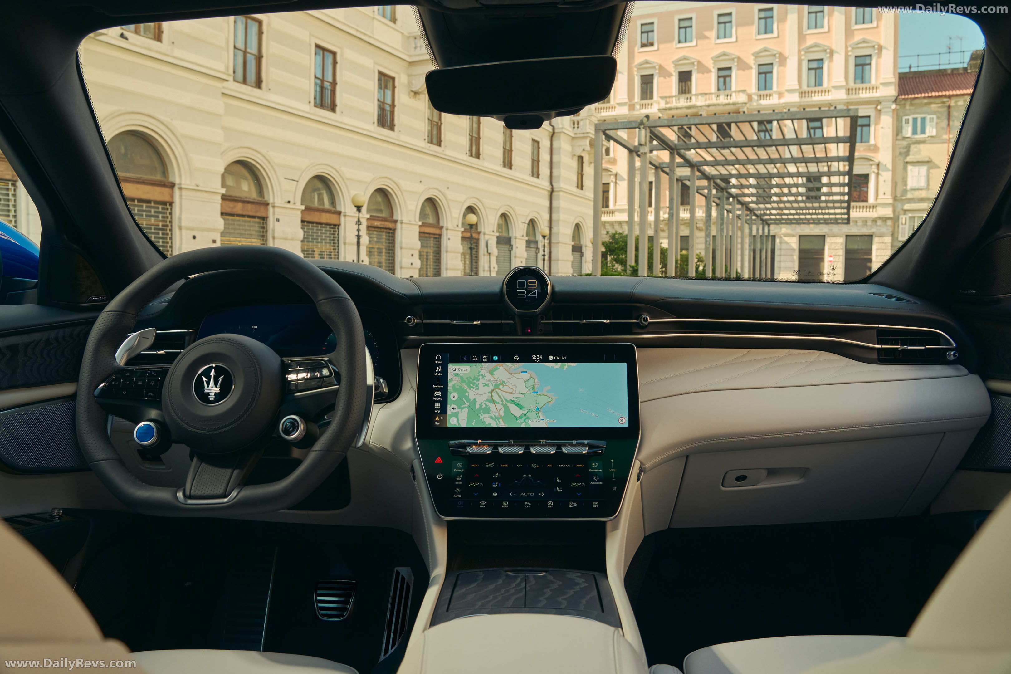 2027 Maserati Grecale Modena V6 Interior