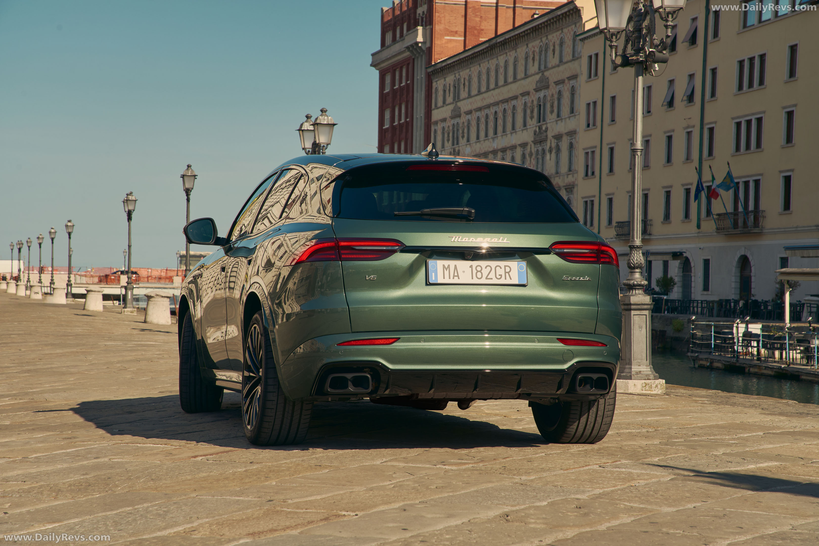 2027 Maserati Grecale Modena V6 Verde Royale Rear View