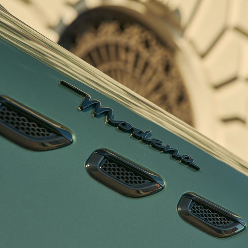 2027 Maserati Grecale Modena V6 Verde Royale Exterior