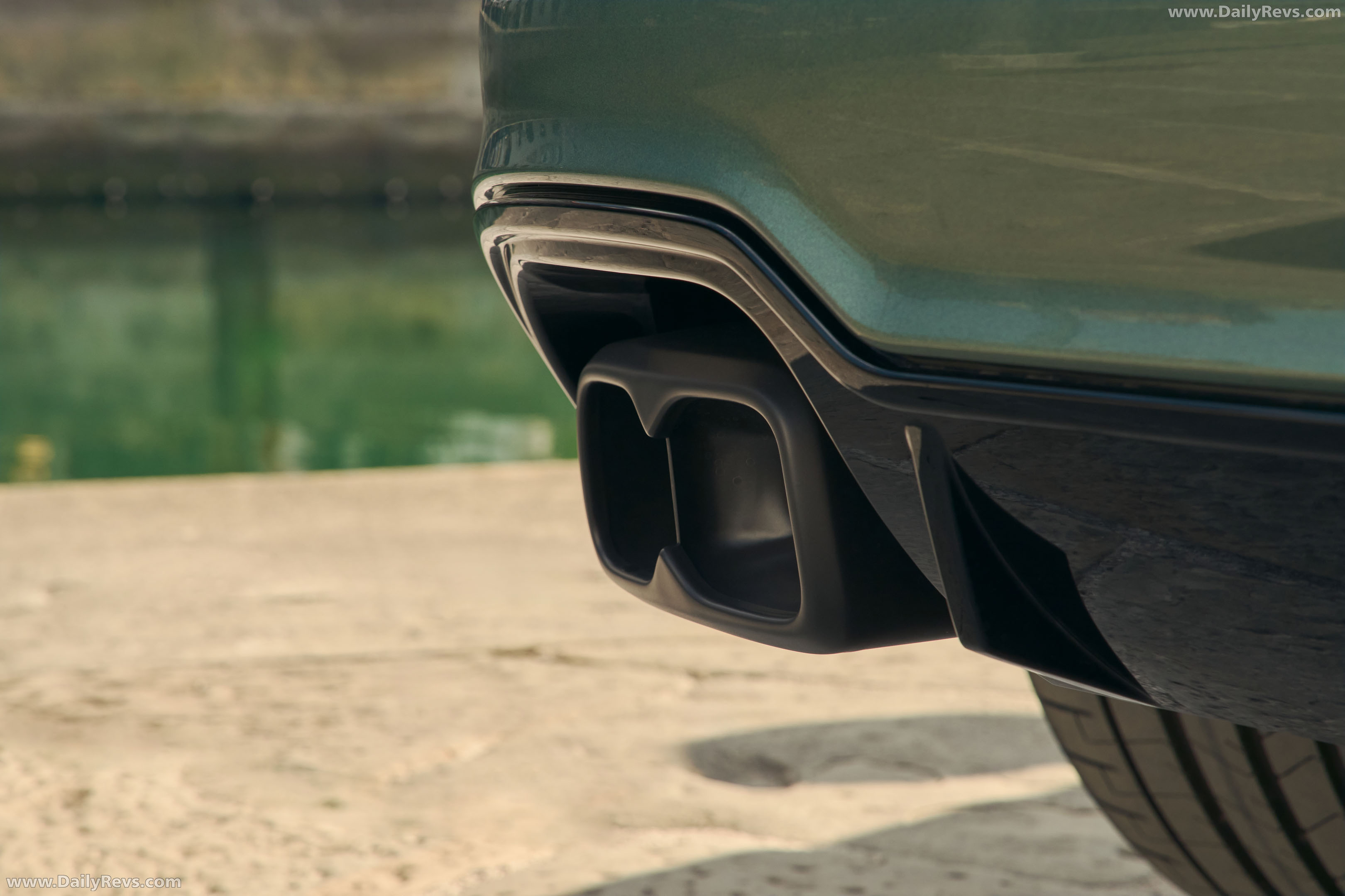 2027 Maserati Grecale Modena V6 Verde Royale Exterior