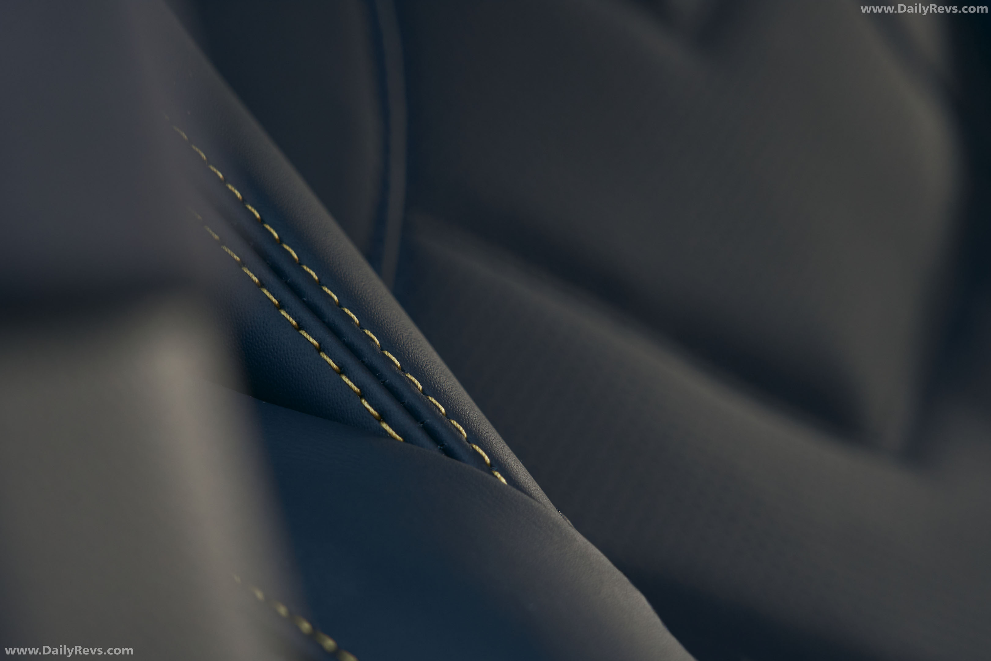 2027 Maserati Grecale Modena V6 Verde Royale Interior