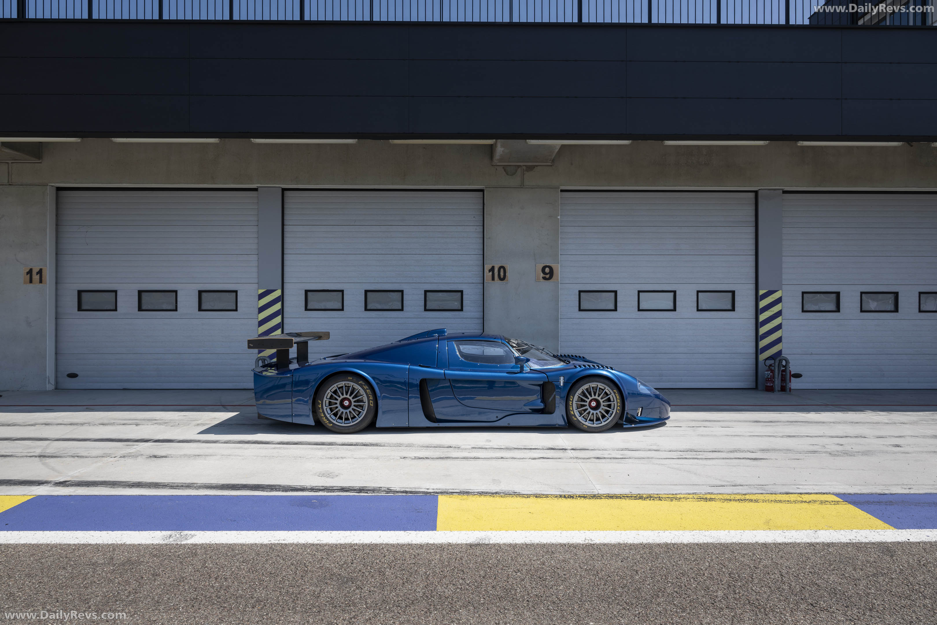 2006 Maserati MC12 Versione Corse Side View