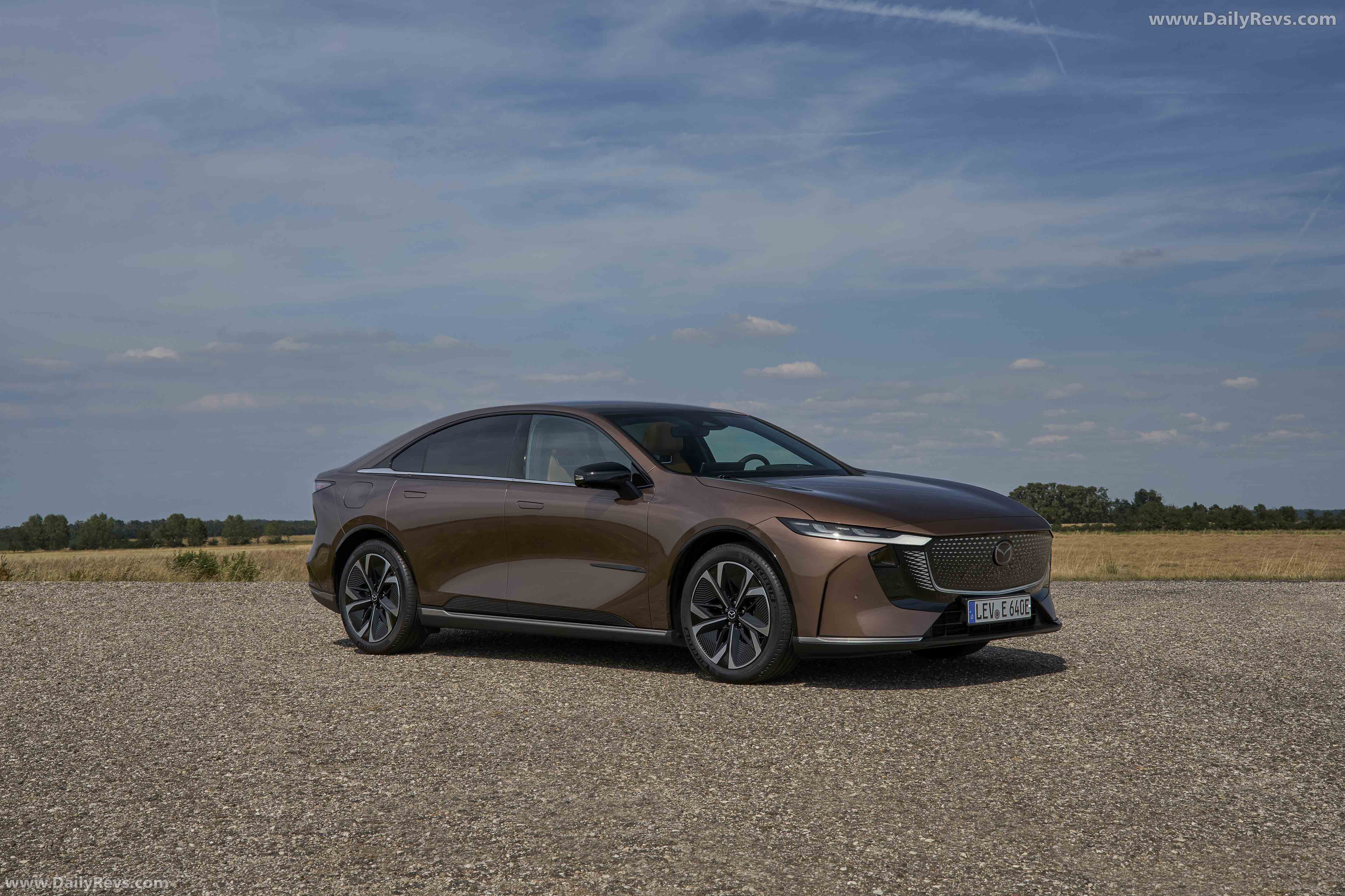 2025 Mazda 6e Melting Copper Front View