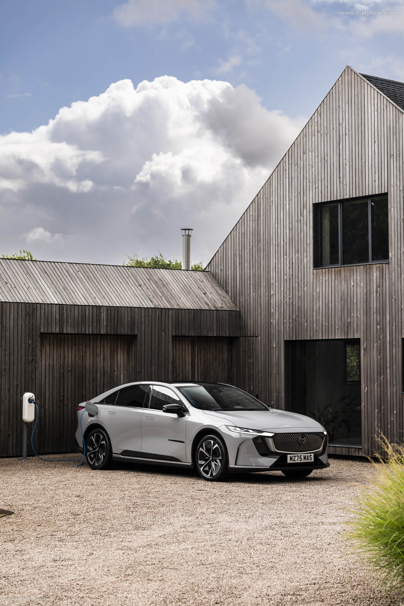 2025 Mazda 6e Takumi Front View