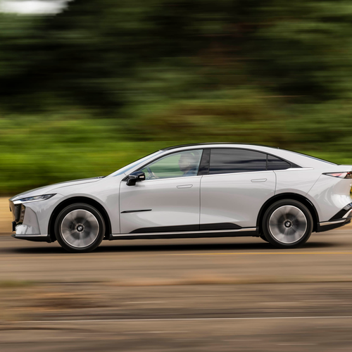 2025 Mazda 6e Takumi Side View