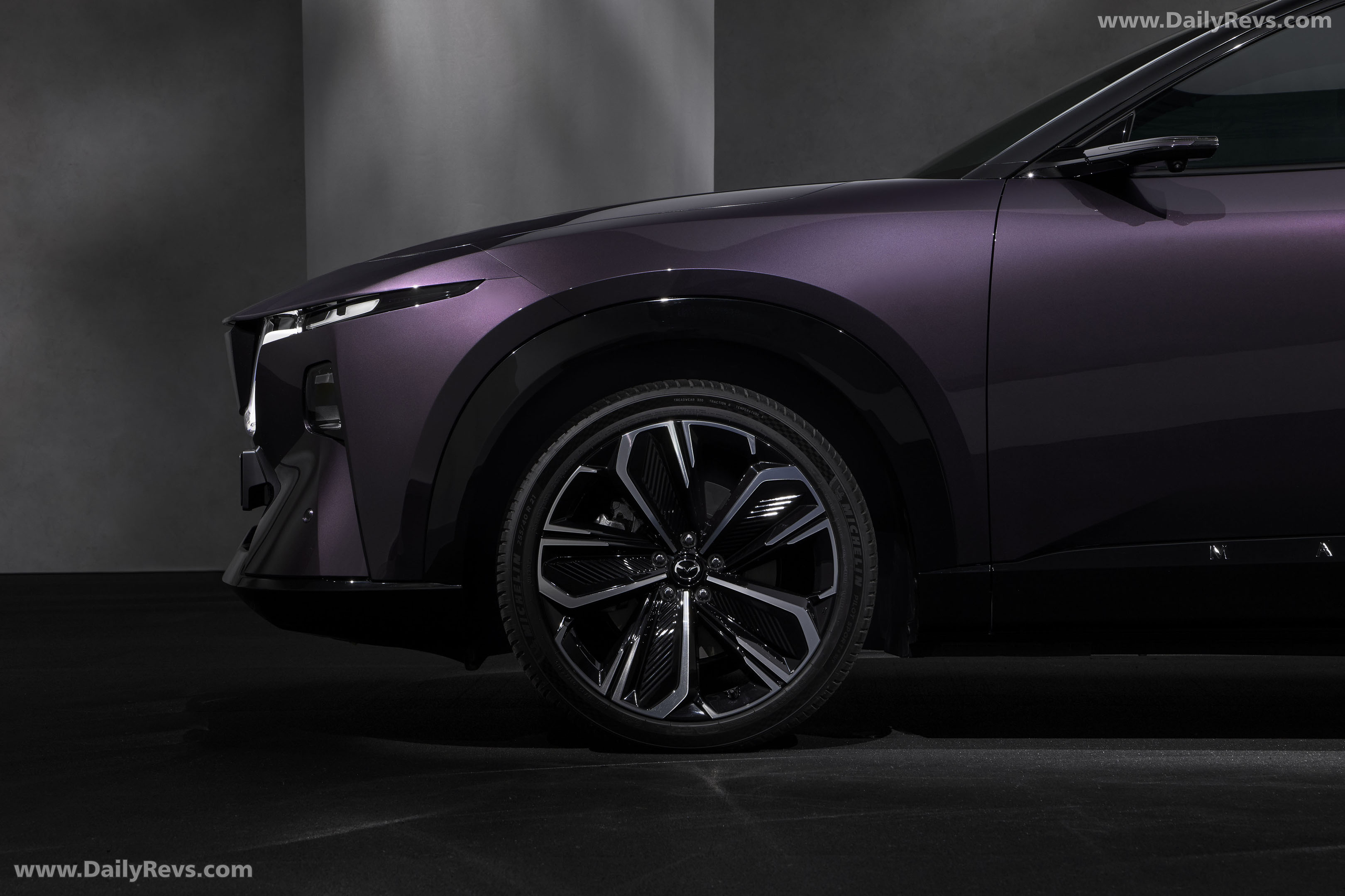 2027 Mazda CX-6e Exterior