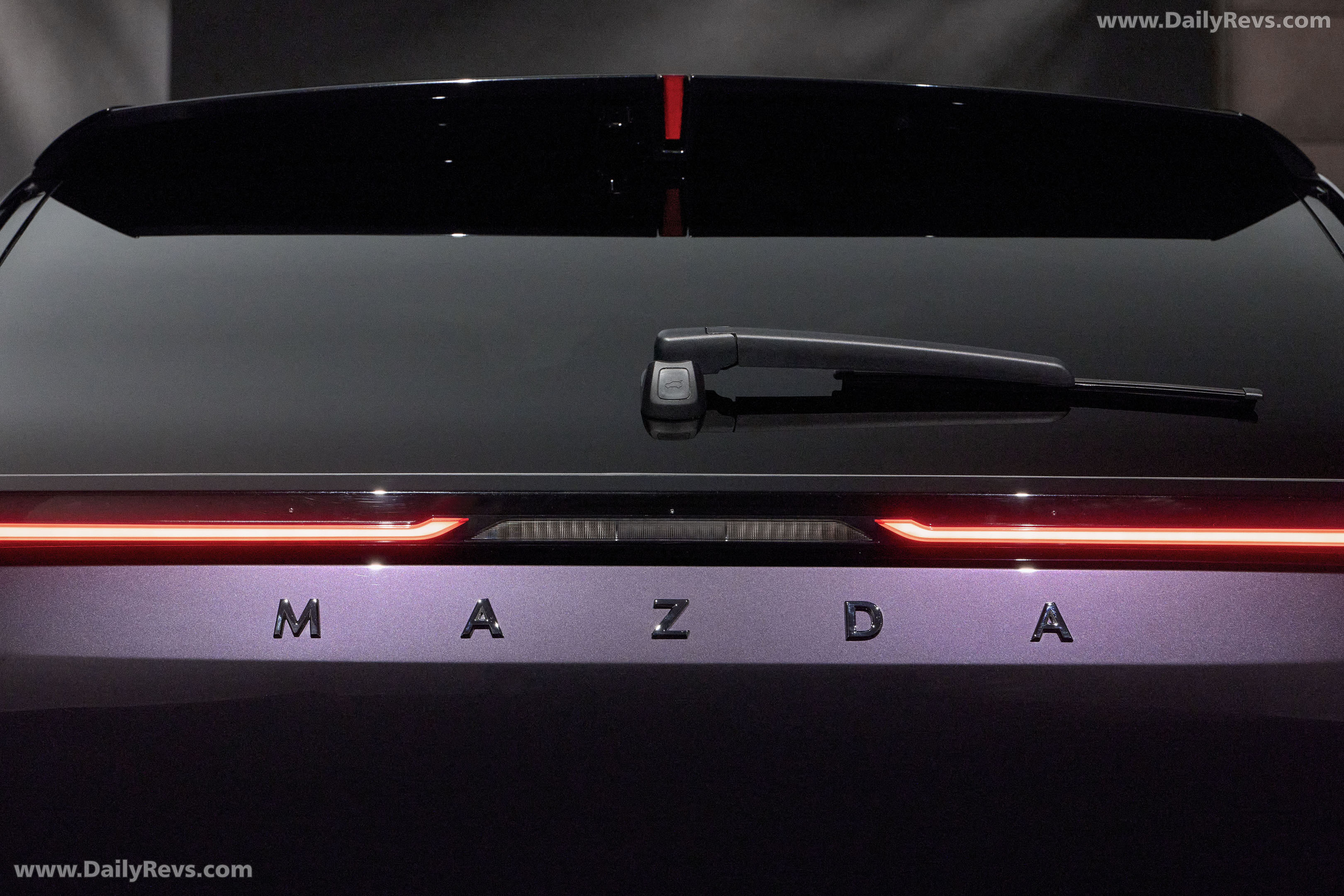 2027 Mazda CX-6e Exterior