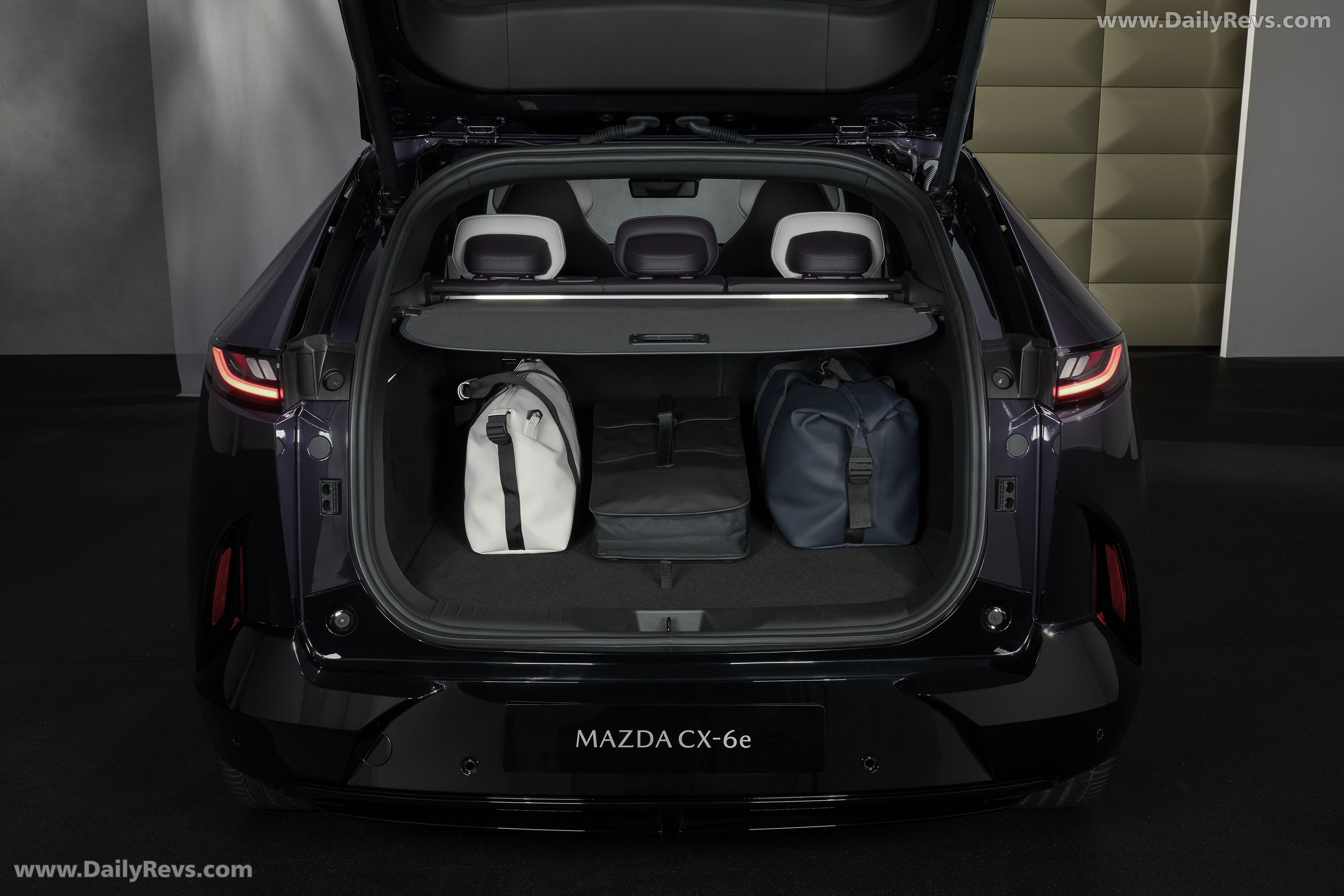 2027 Mazda CX-6e Interior