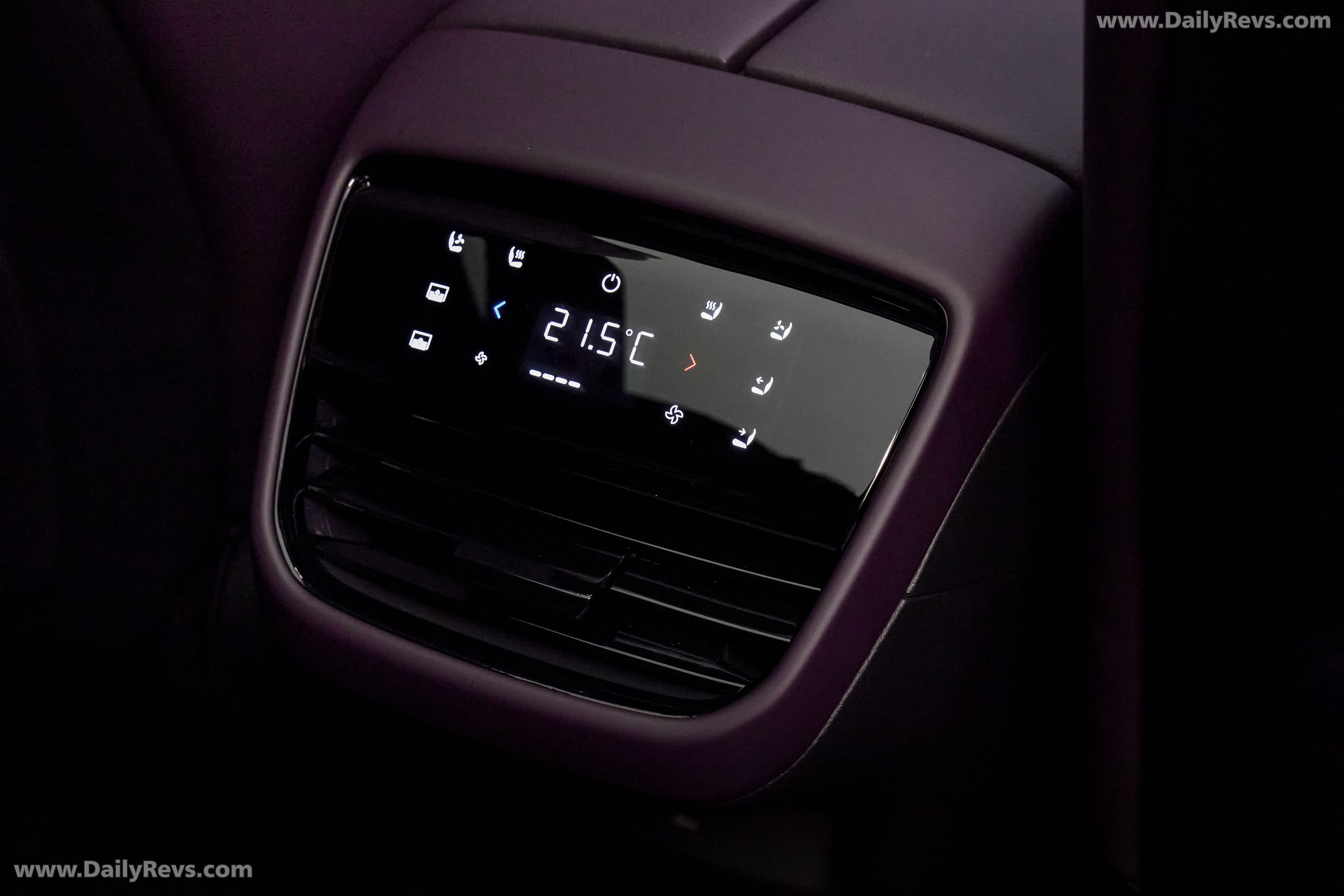 2027 Mazda CX-6e Interior