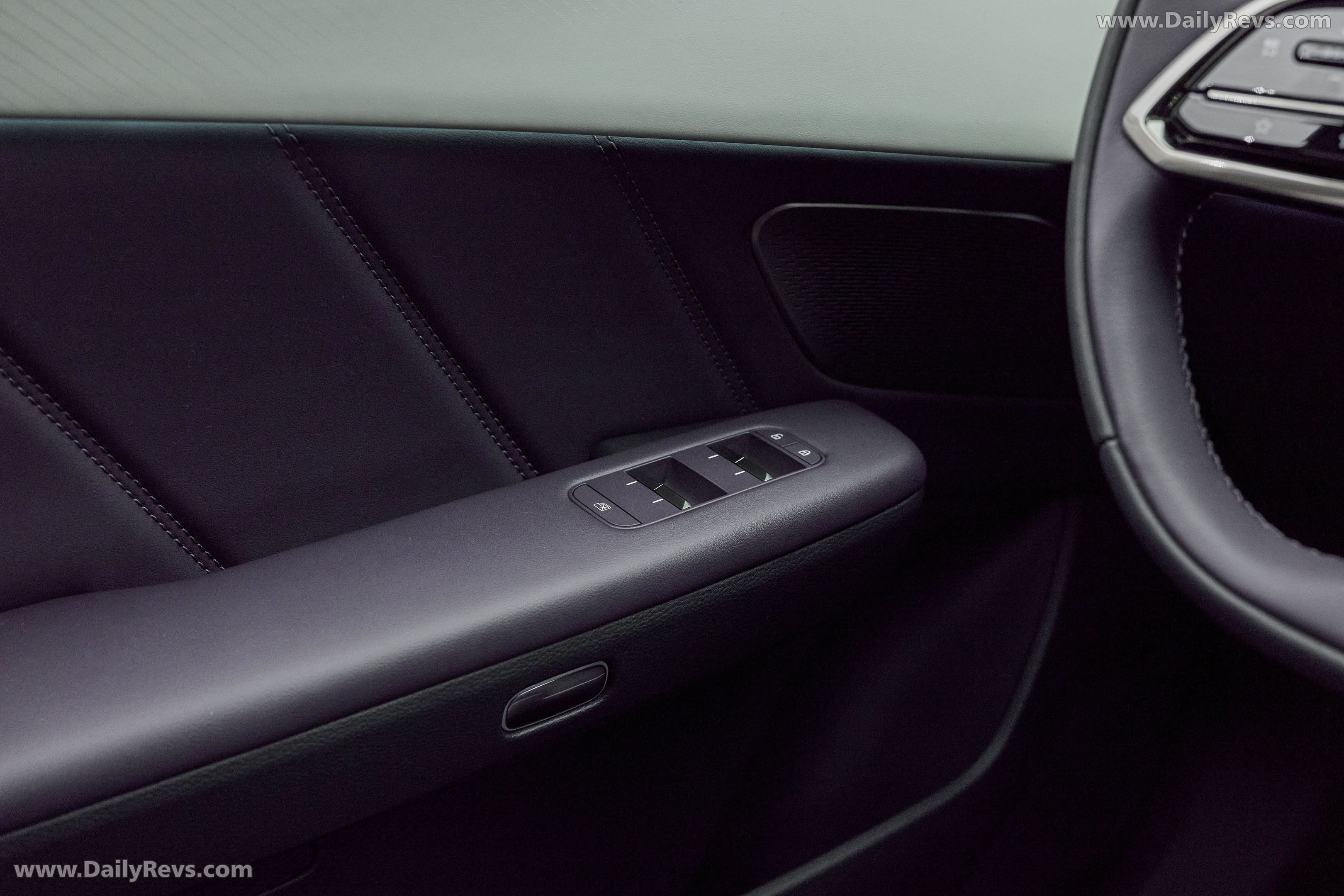 2027 Mazda CX-6e Interior