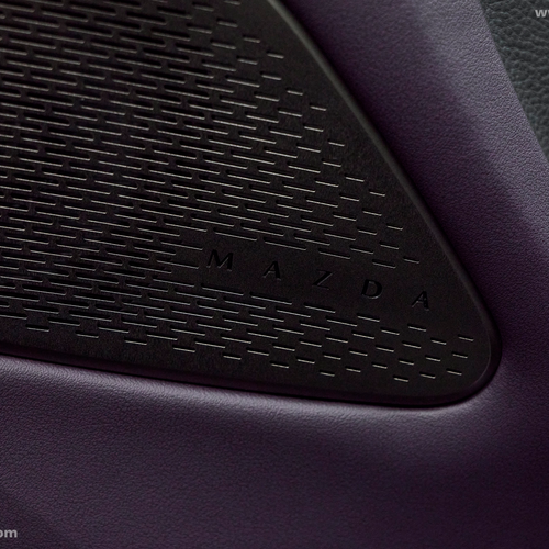 2027 Mazda CX-6e Interior