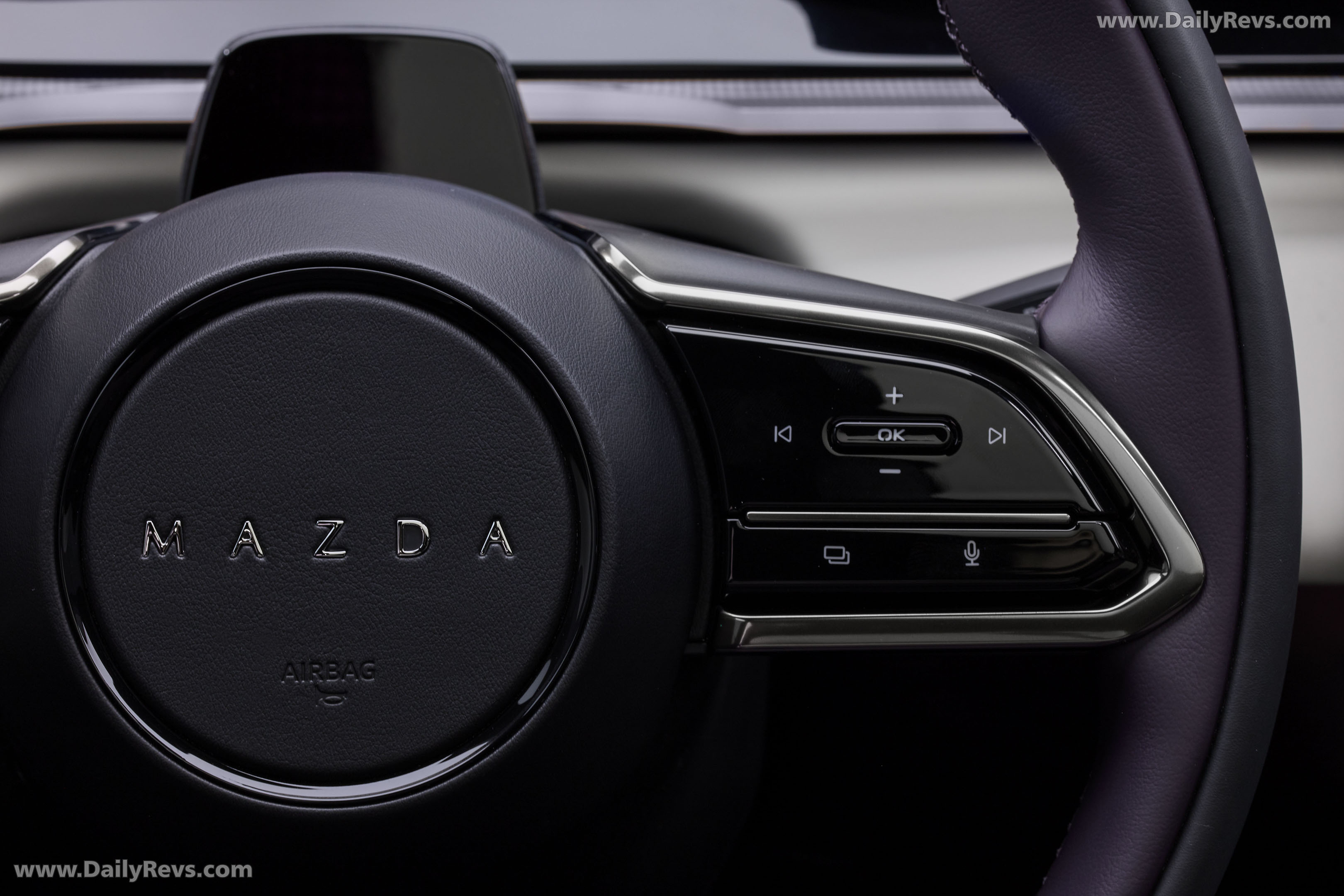 2027 Mazda CX-6e Interior