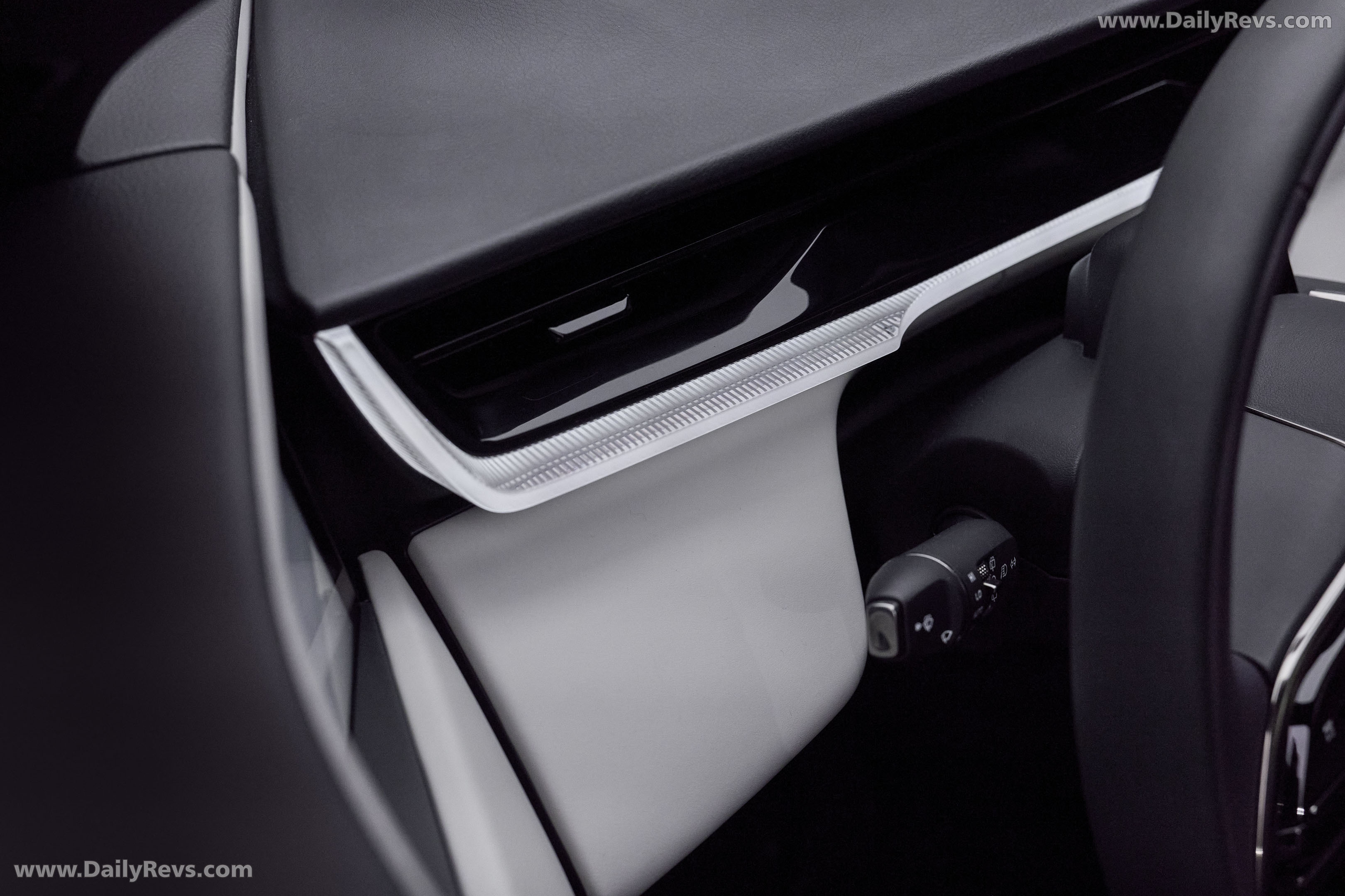 2027 Mazda CX-6e Interior