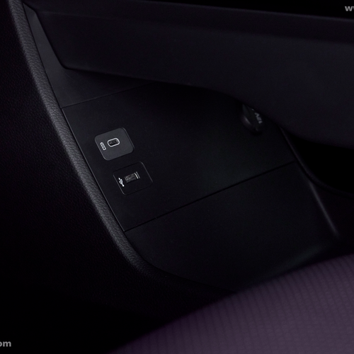2027 Mazda CX-6e Interior