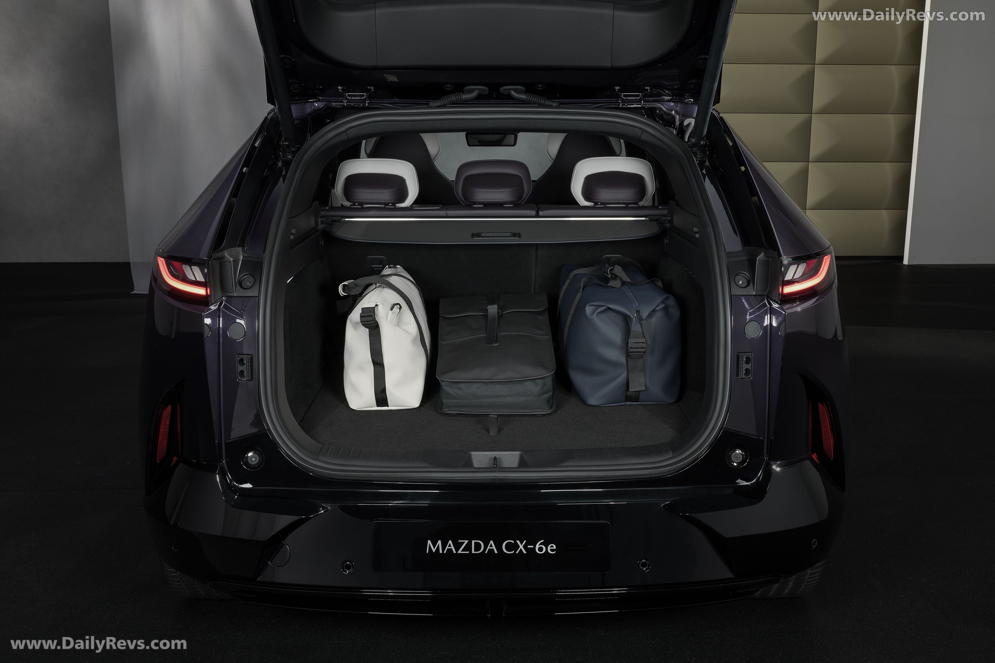 2027 Mazda CX-6e Interior
