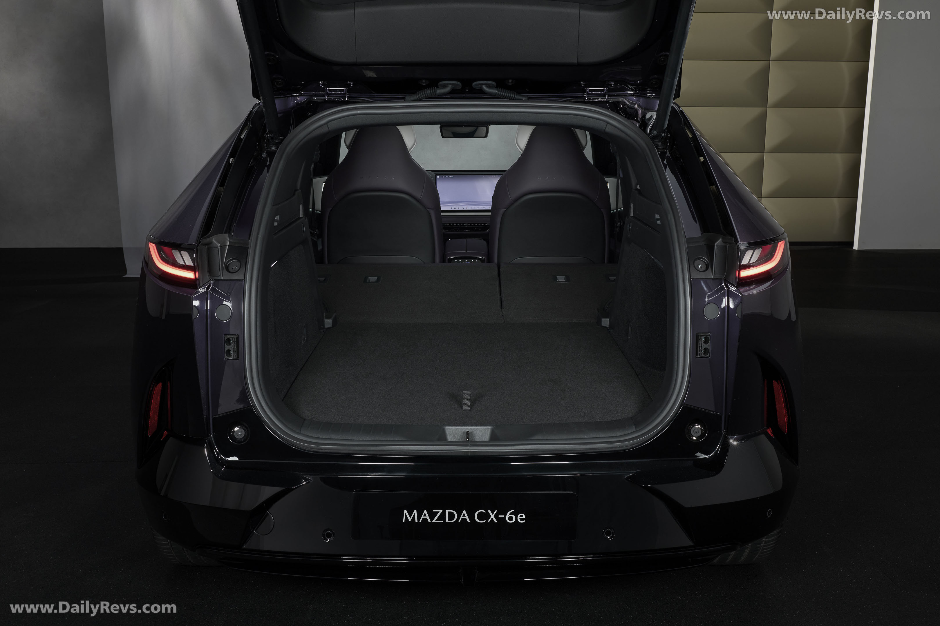 2027 Mazda CX-6e Interior