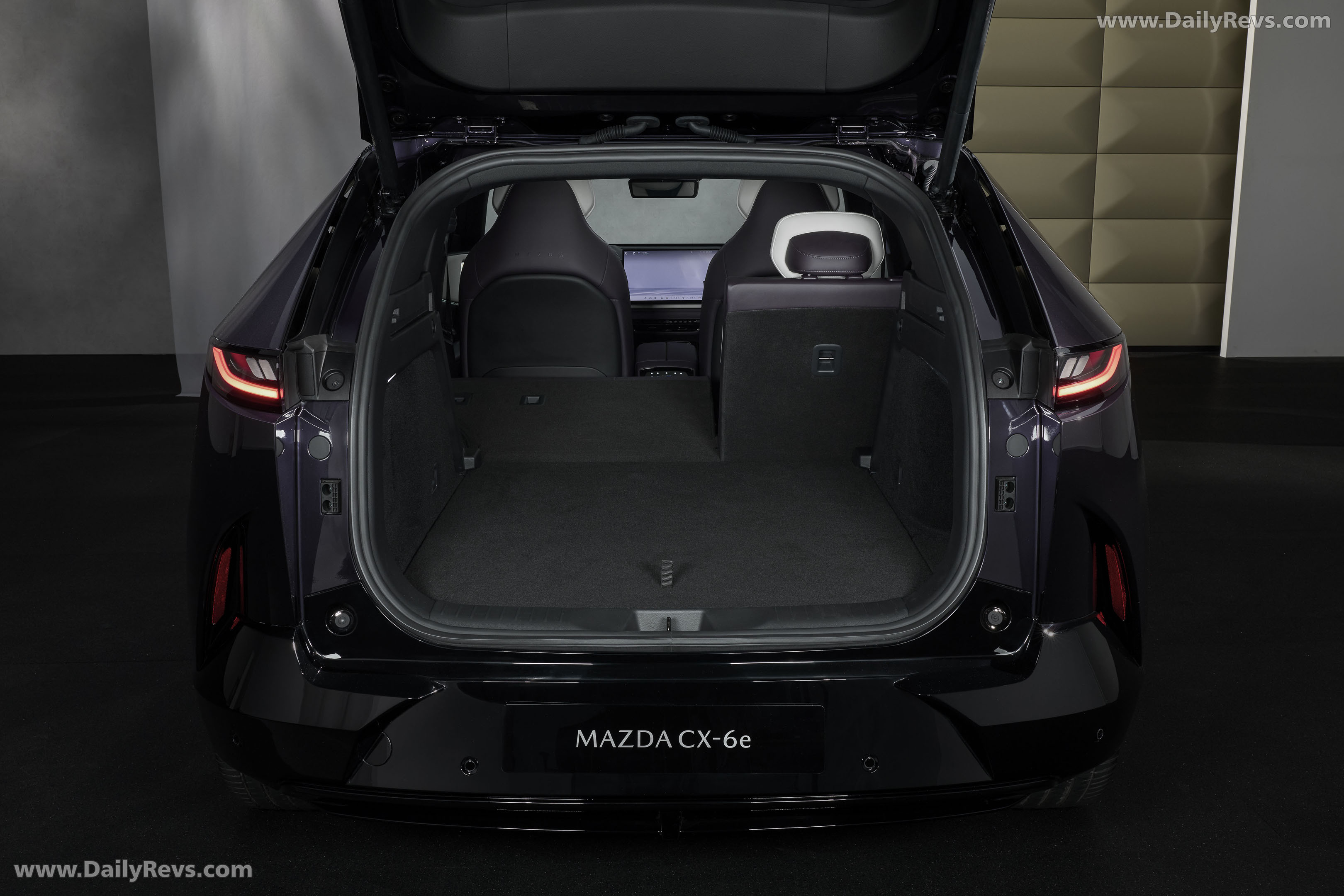 2027 Mazda CX-6e Interior