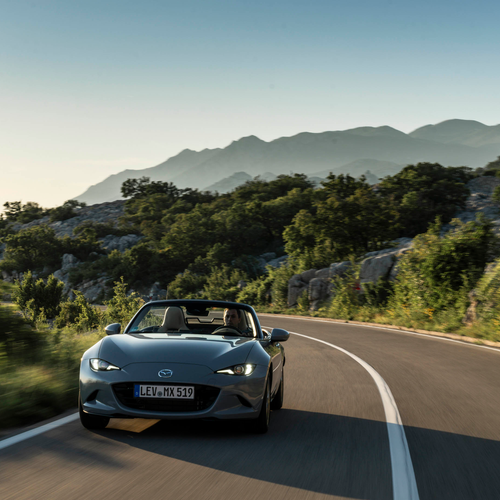 2027 Mazda MX-5 Kazari Front View