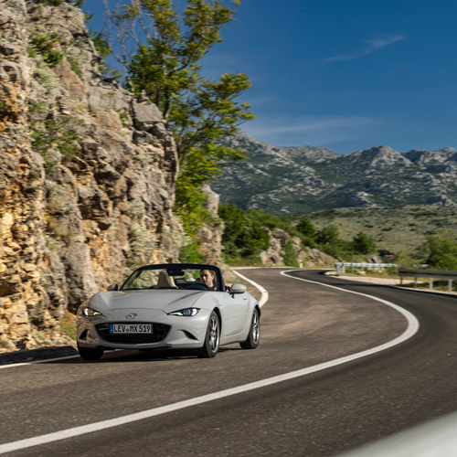 2027 Mazda MX-5 Kazari Front View