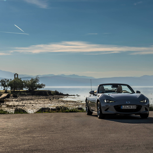 2027 Mazda MX-5 Kazari Front View