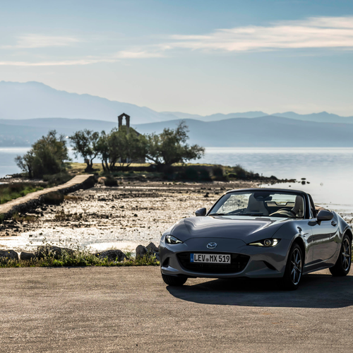 2027 Mazda MX-5 Kazari Front View