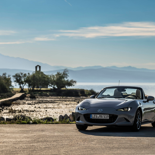 2027 Mazda MX-5 Kazari Front View