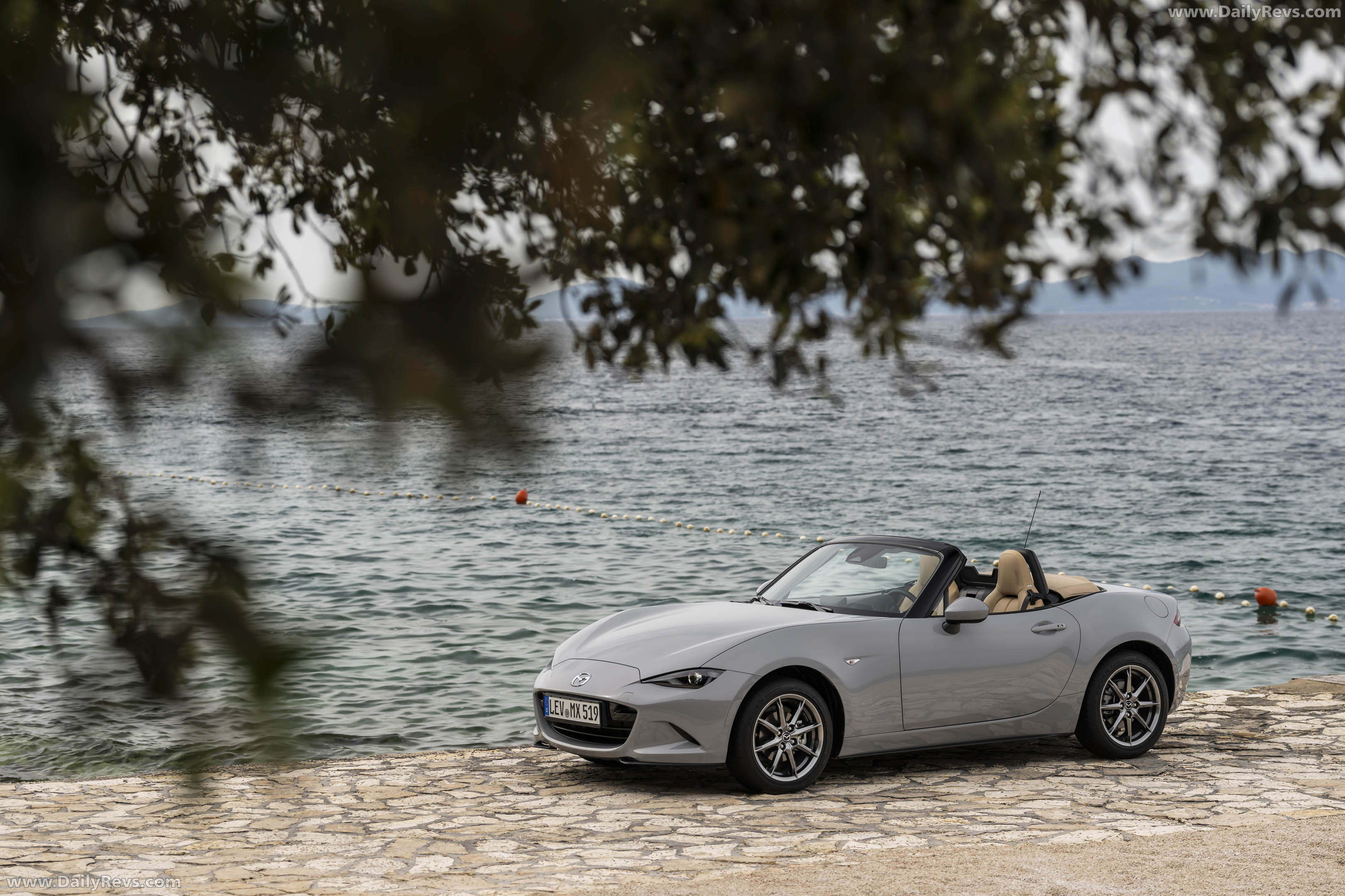 2027 Mazda MX-5 Kazari Front View
