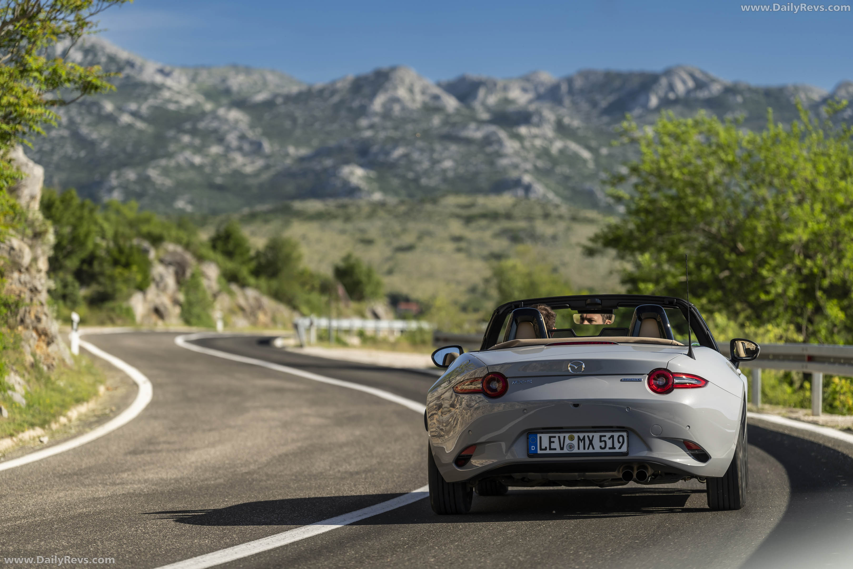 2027 Mazda MX-5 Kazari Rear View