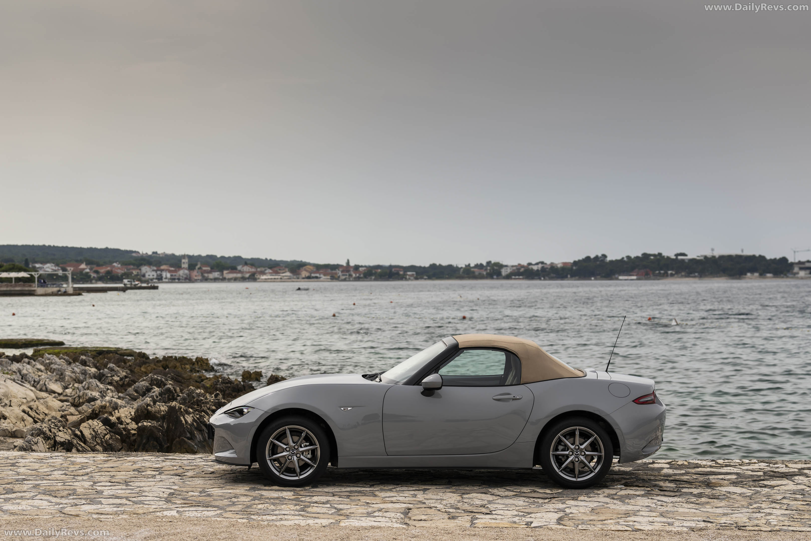 2027 Mazda MX-5 Kazari Side View