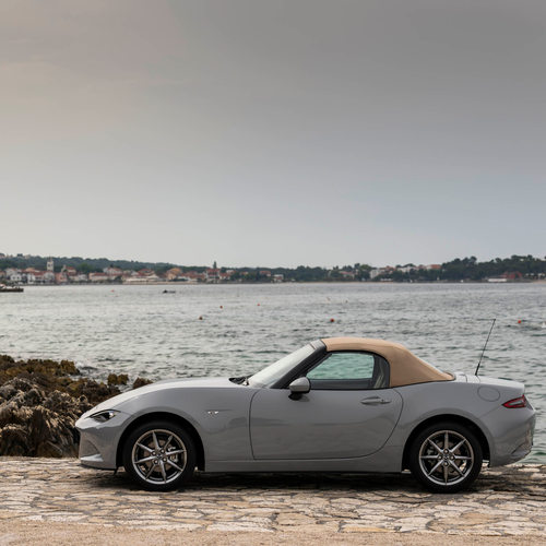 2027 Mazda MX-5 Kazari Side View