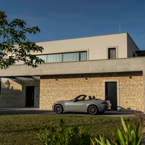 2027 Mazda MX-5 Kazari Side View