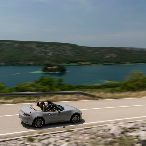 2027 Mazda MX-5 Kazari Top View
