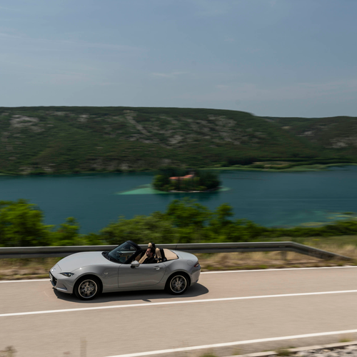2027 Mazda MX-5 Kazari Top View