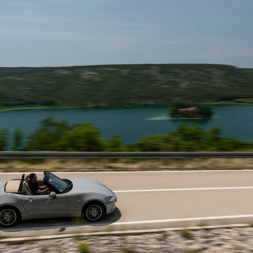 2027 Mazda MX-5 Kazari Top View