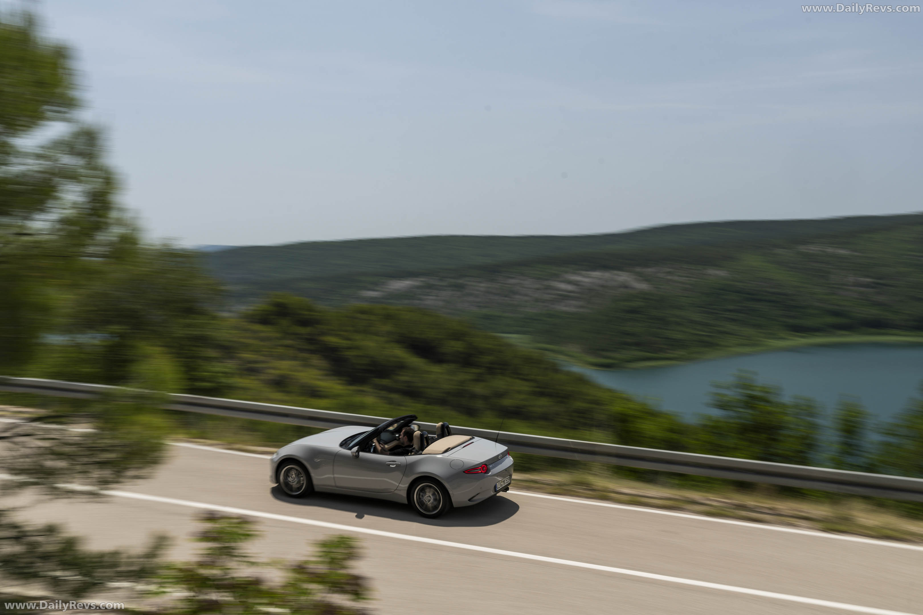 2027 Mazda MX-5 Kazari Top View