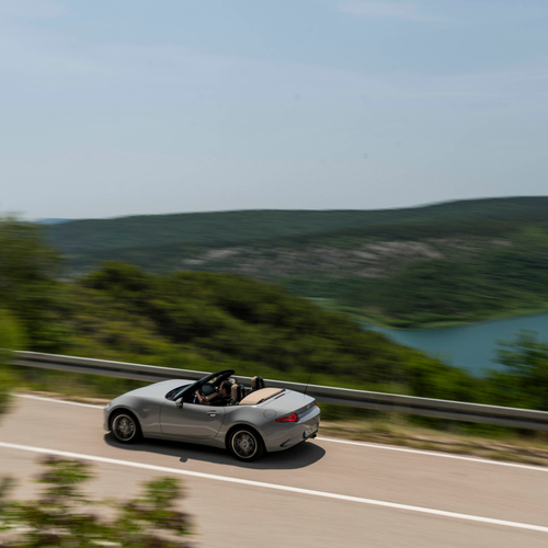 2027 Mazda MX-5 Kazari Top View