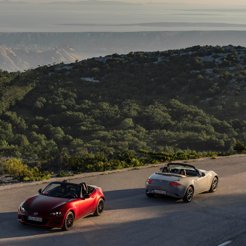 2027 Mazda MX-5 Kazari Top View
