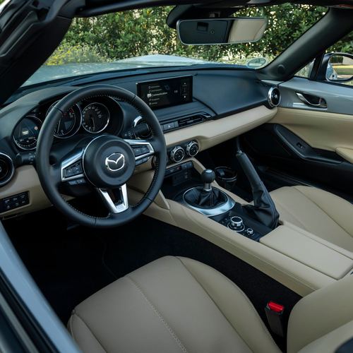 2027 Mazda MX-5 Kazari Interior