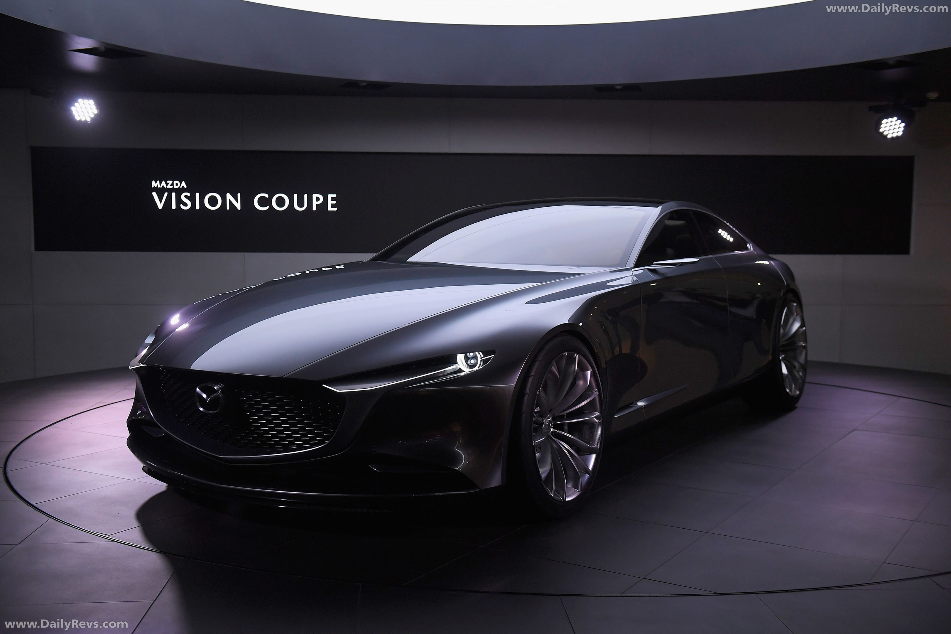 2017 Mazda Vision Coupe Concept Front View