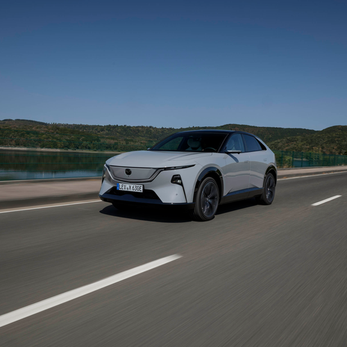 2027 Mazda CX-6e Aero Grey Front View