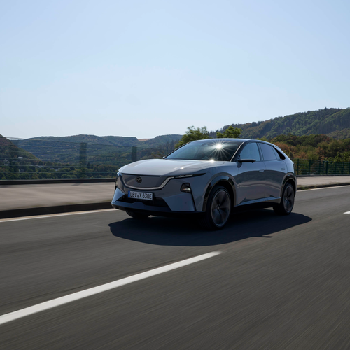 2027 Mazda CX-6e Aero Grey Front View