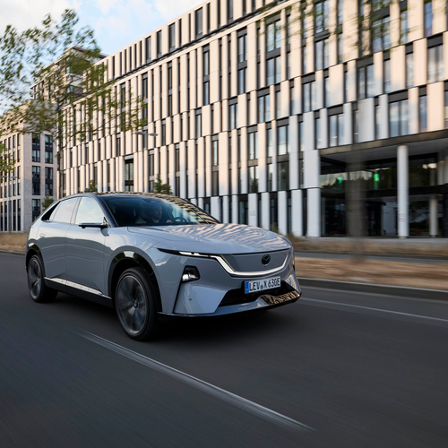 2027 Mazda CX-6e Aero Grey Front View