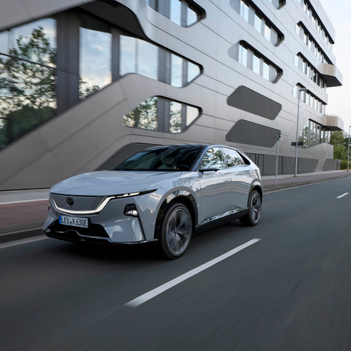 2027 Mazda CX-6e Aero Grey Front View