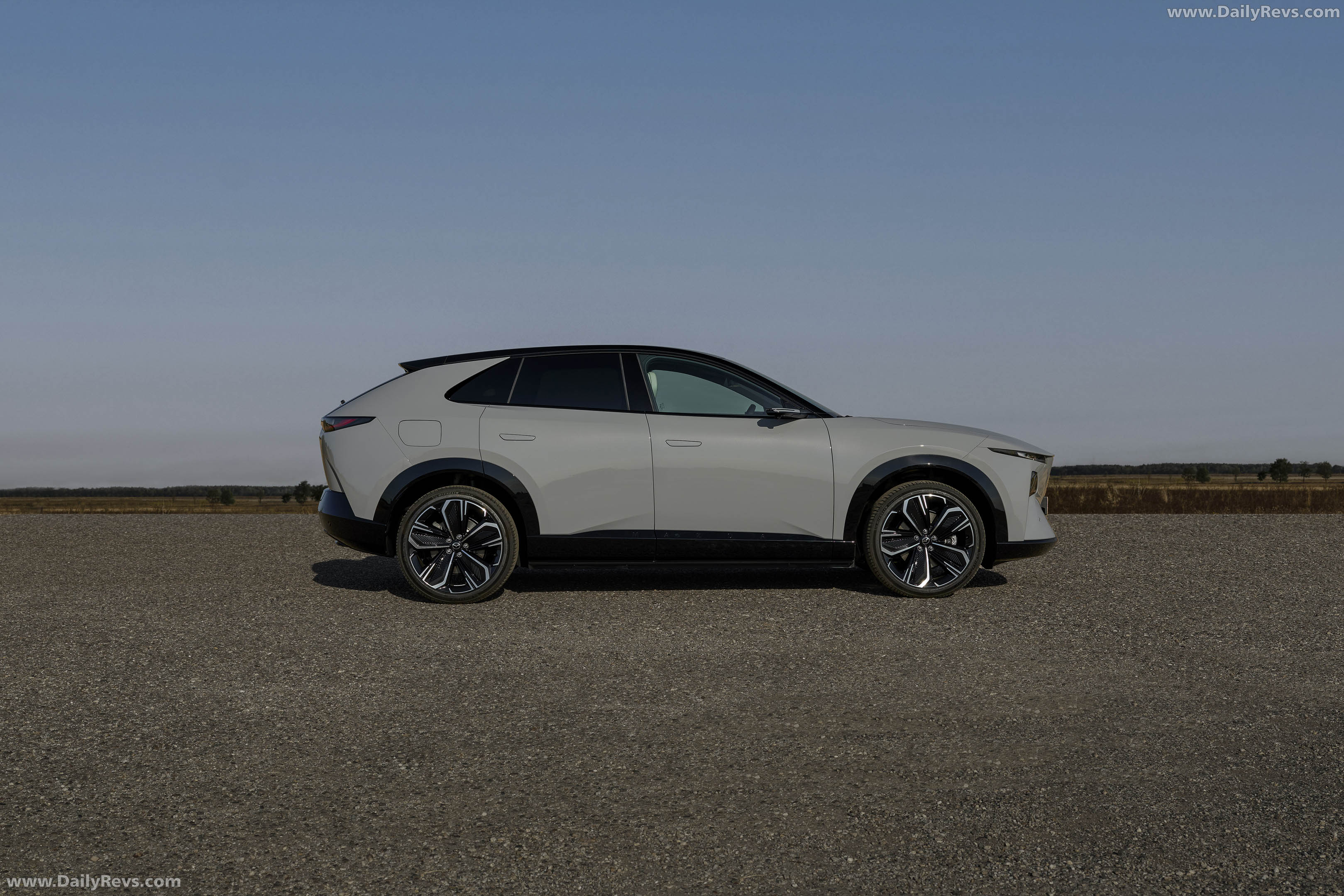 2027 Mazda CX-6e Aero Grey Side View