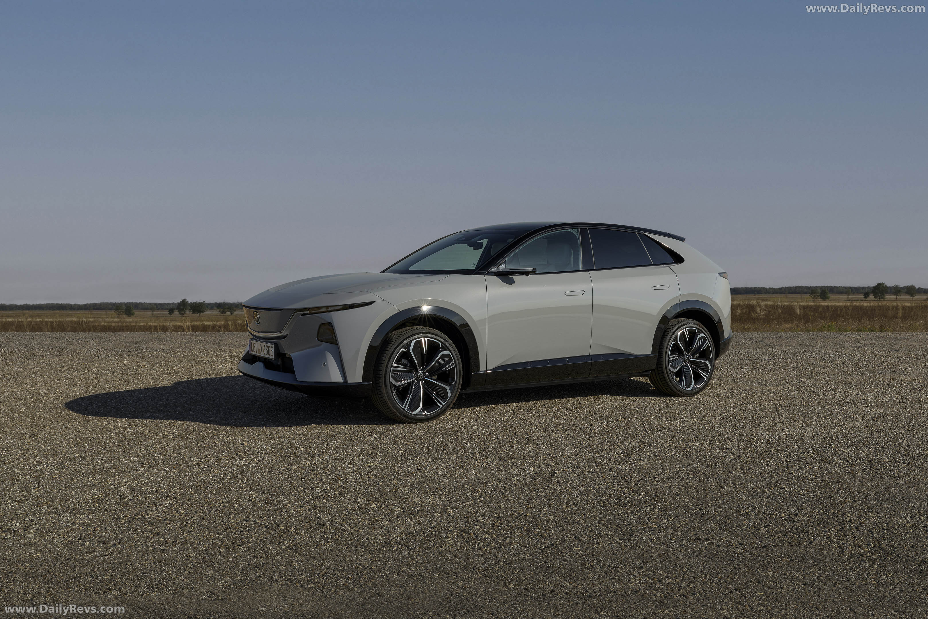 2027 Mazda CX-6e Aero Grey Side View