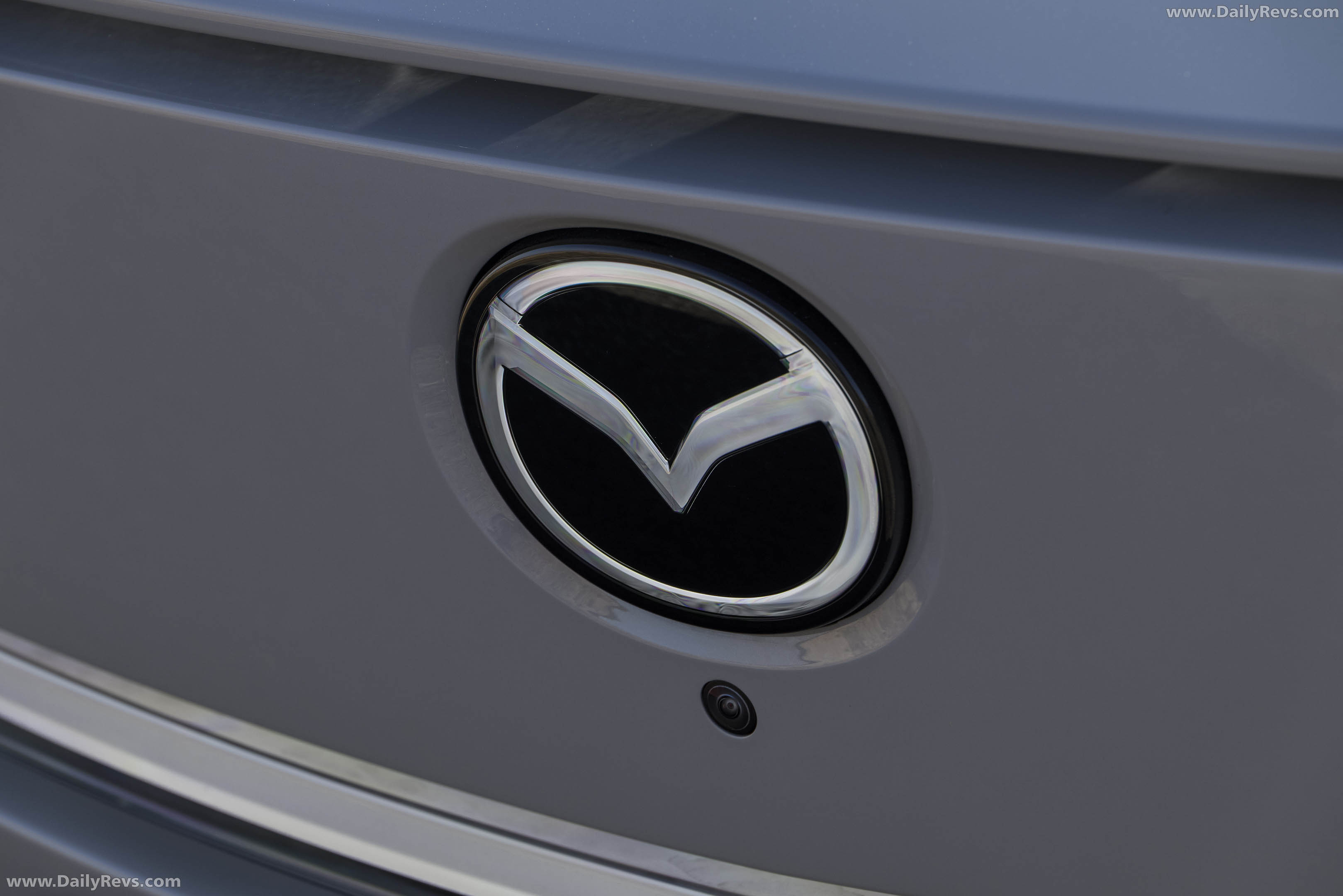 2027 Mazda CX-6e Aero Grey Exterior