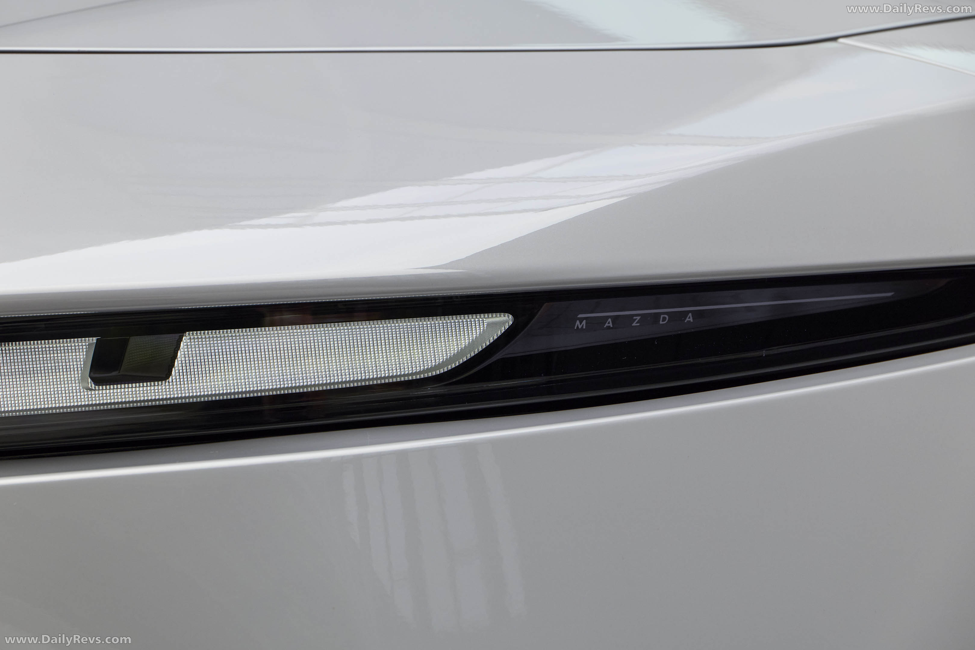 2027 Mazda CX-6e Aero Grey Exterior