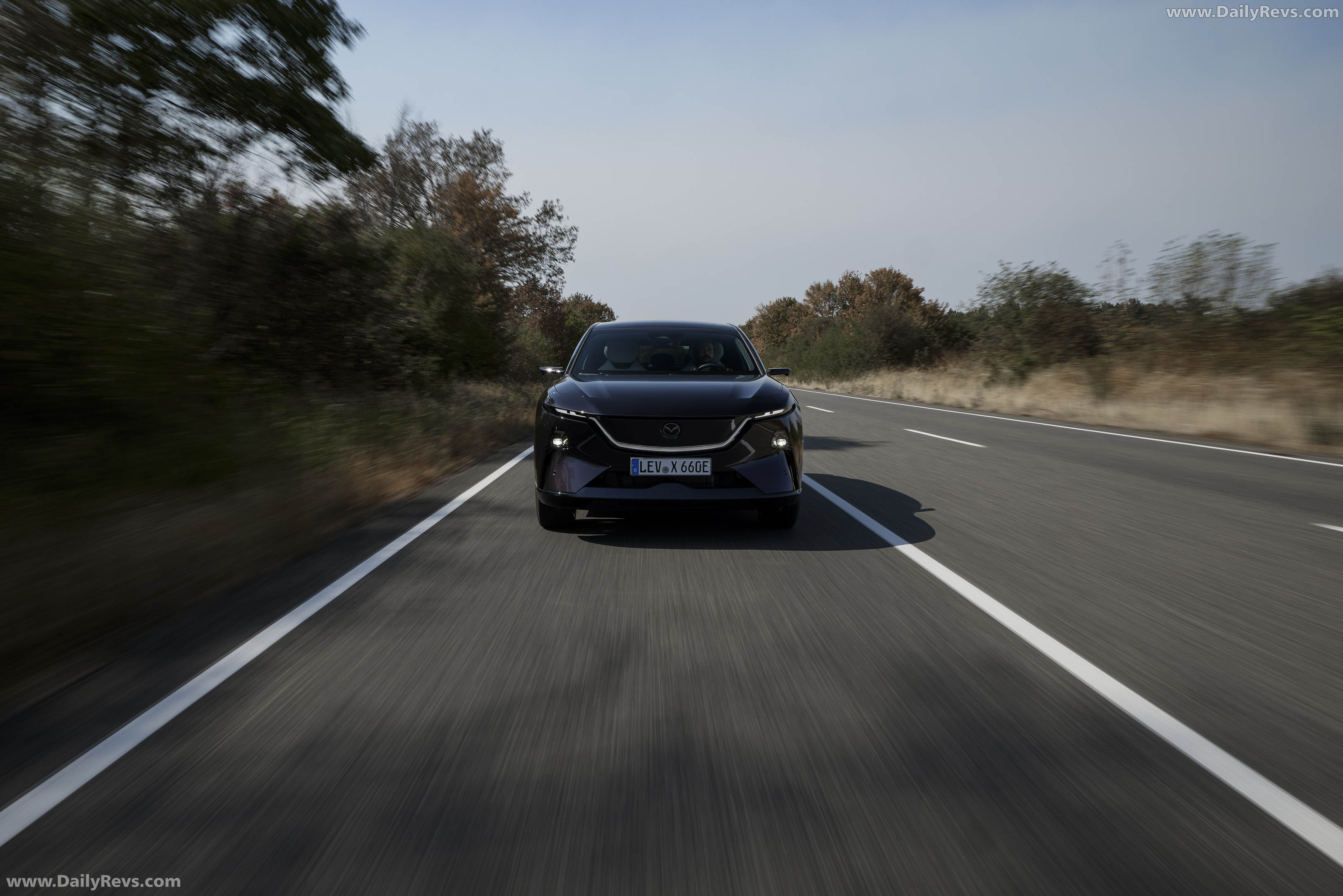 2027 Mazda CX-6e Nightfall Violet Front View